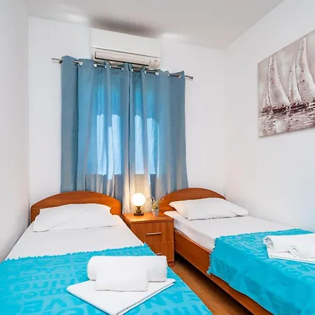Bed & Breakfast Burum - With Beautiful View 2 Ragusa