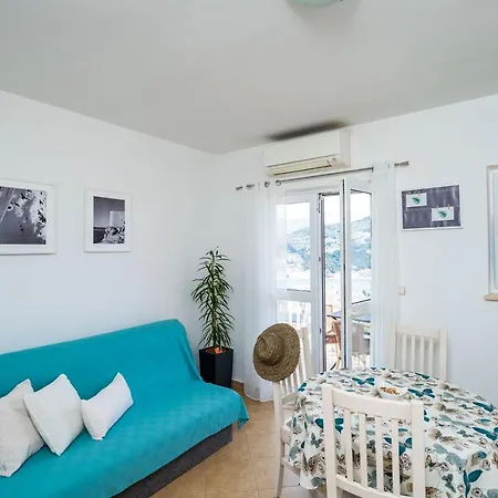 Burum - With Beautiful View 2 Bed & Breakfast Ragusa