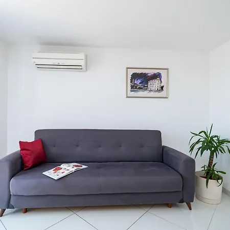Burum - With Beautiful View 2 Bed & Breakfast Dubrovnik