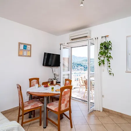 Burum - With Beautiful View 2 Bed & Breakfast Ragusa